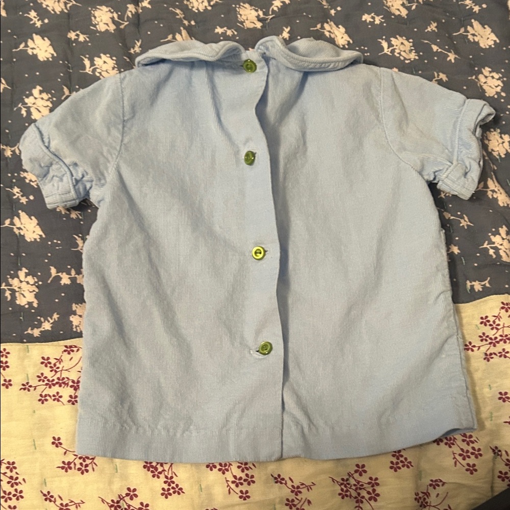 Monogrammed “E” Blue Shirt and Green Shorts Set - Picture 4 of 6